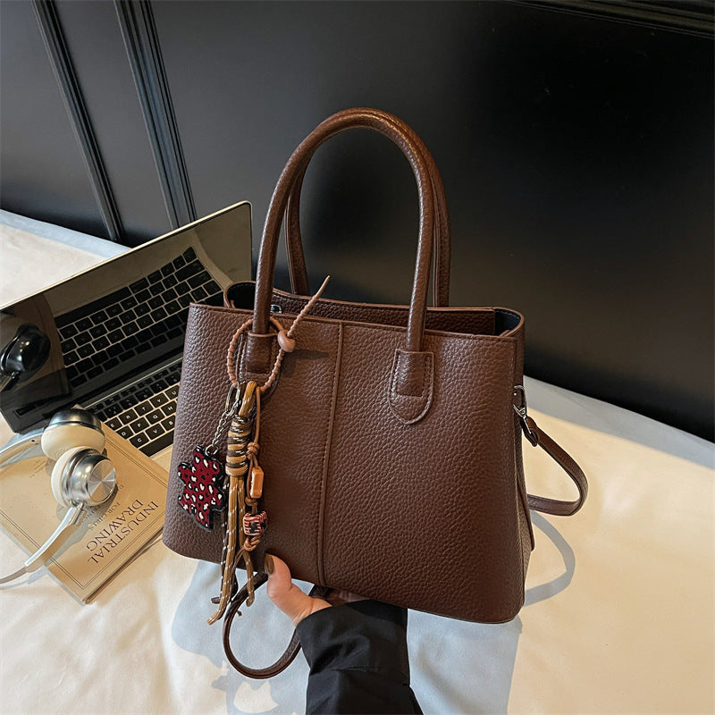 Attractive Women's Retro Advanced Texture Portable Women's Shoulder Bag