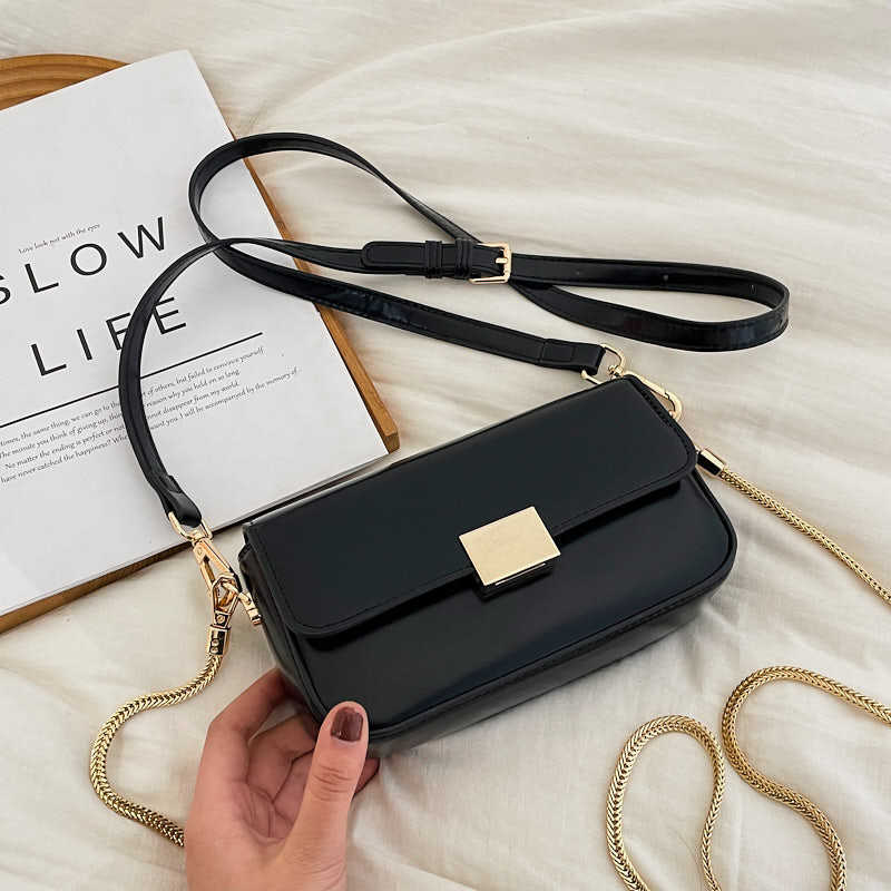 Women's Retro Minority Texture Chain Versatile Fashion Women's Messenger Bag