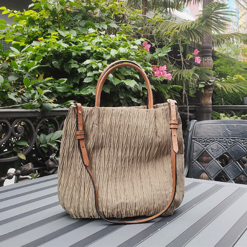 Women's Nylon Cloth With Genuine Leather Fashionable Simple Large Capacity Portable Women's Shoulder Bag