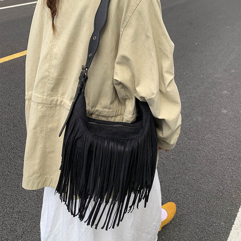 Innovative Women's Bohemian Style Tassel Commuter Women's Messenger Bag