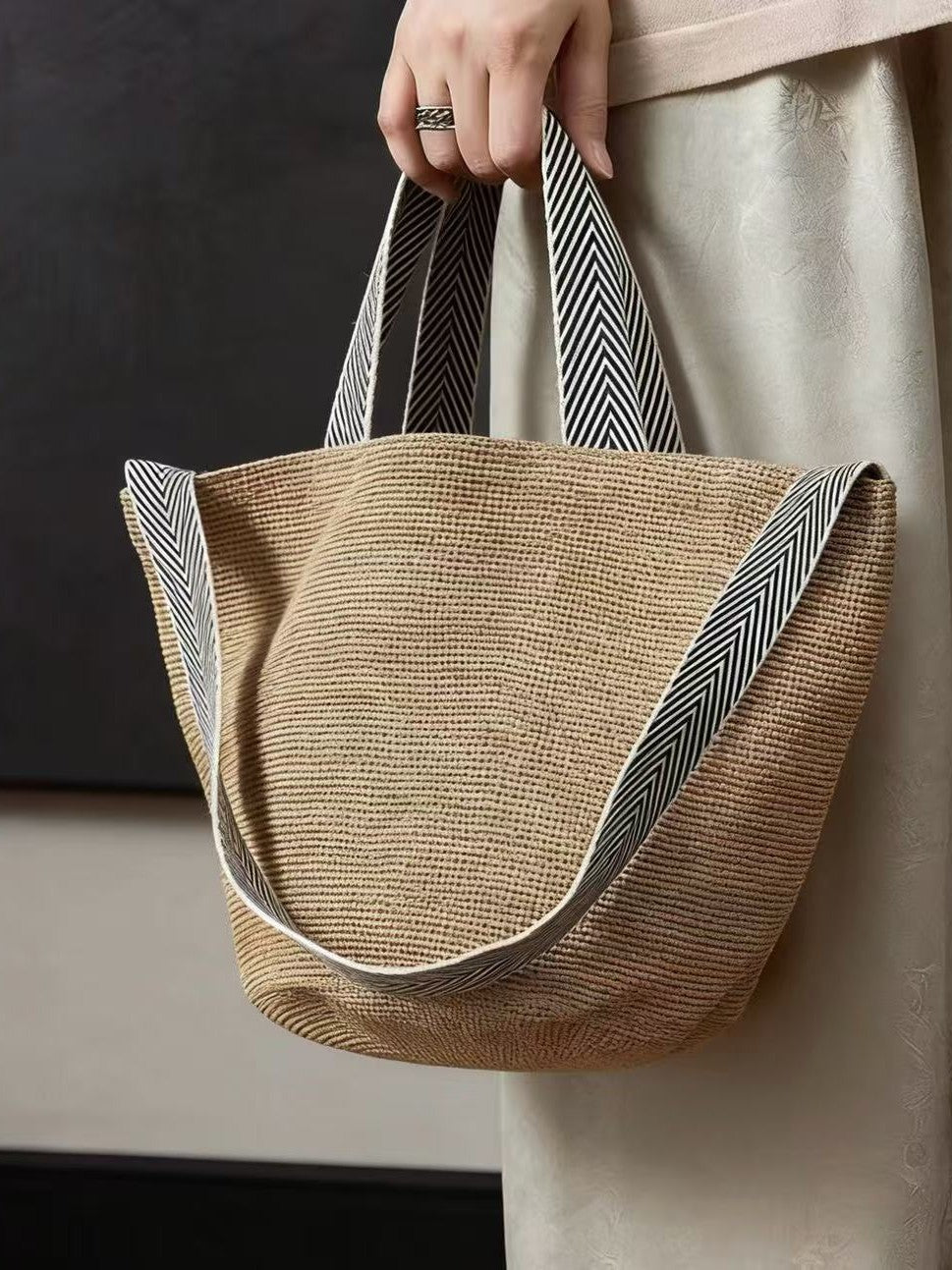 Women's Raffia Woven Summer Seaside Vacation Bucket Bags