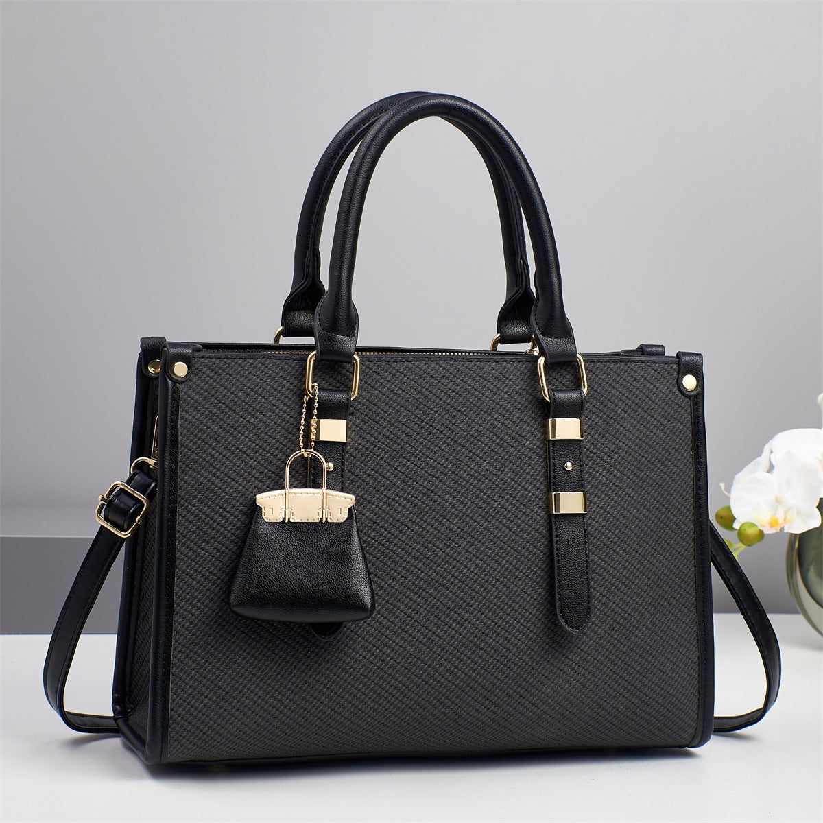 Women's Graceful Korean Style Fashionable Exquisite Big Shoulder Bags