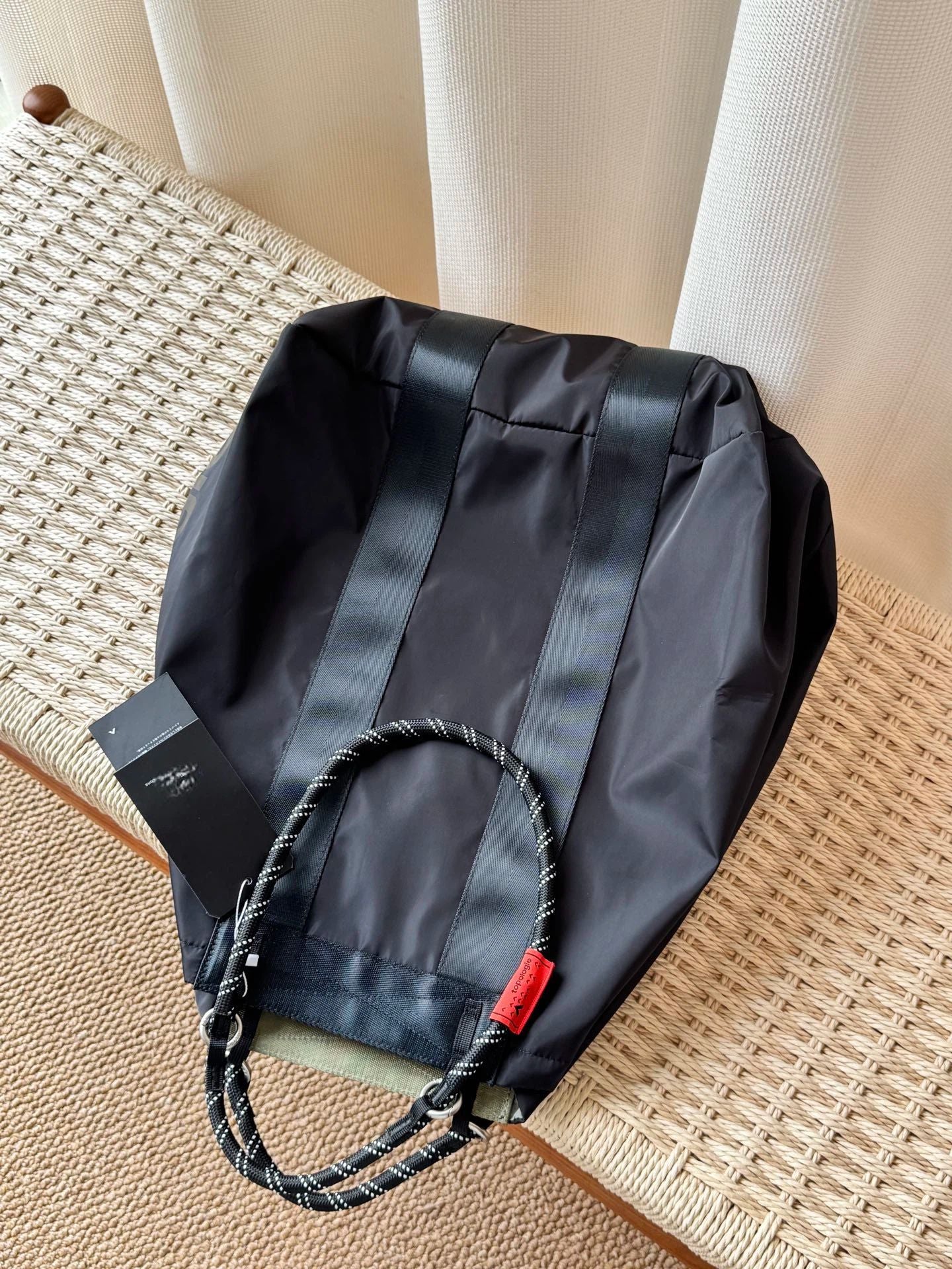 Diagonal Versatile Nylon Cloth Large Capacity Women's Shoulder Bag