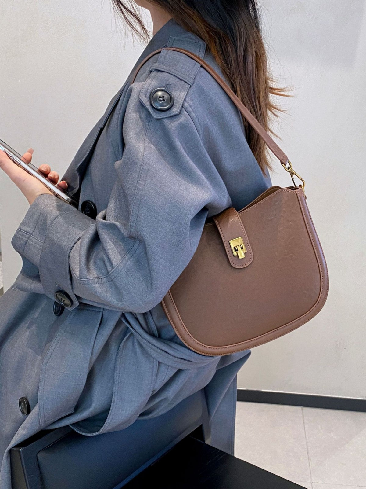 Women's Tanned Leather Cowhide Simple Lady's Fashionable Practical Women's Shoulder Bag