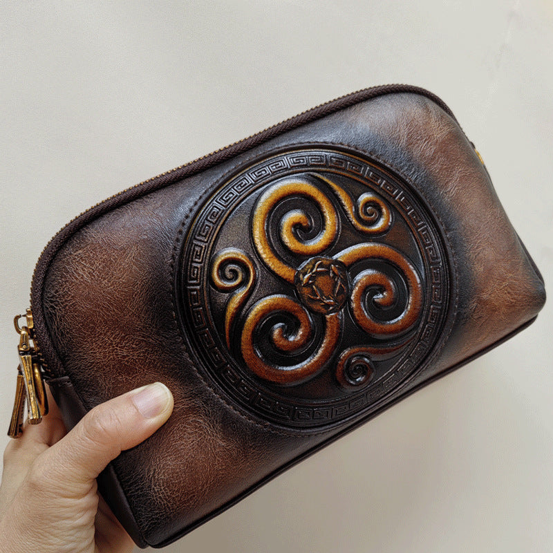 Women's Embossed Shell Fashionable Retro Commuter Personality Women's Messenger Bag