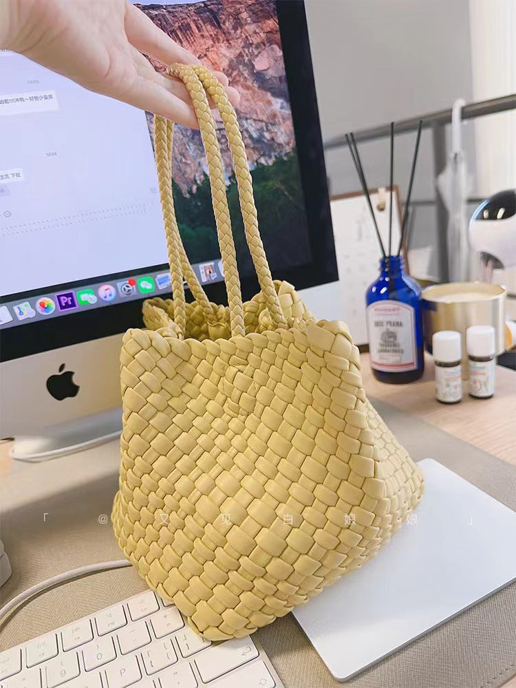 Design Hand-woven Dumpling Making High-grade Hand Women's Shoulder Bag