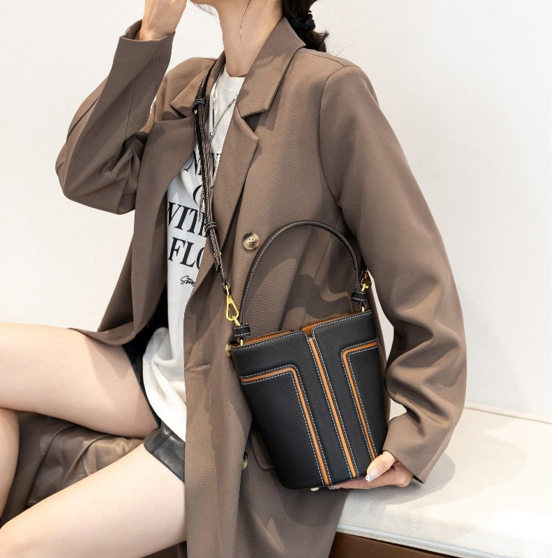 Women's Minority Simple High-grade Commuter Portable Women's Shoulder Bag