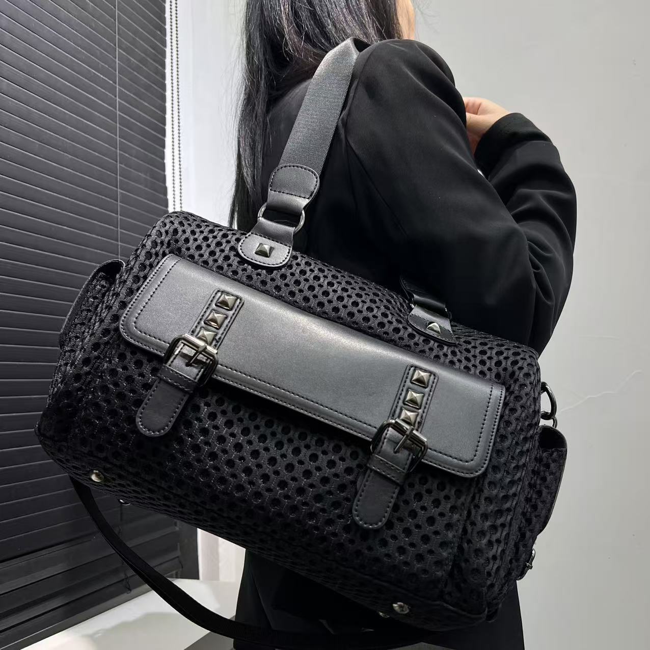 Women's Fashion Mesh Hot Large Capacity Stitching Tote Bags