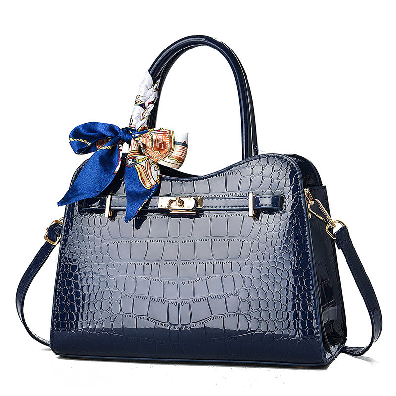 Casual Women's Textured Fashion Commute Leisure Handbags