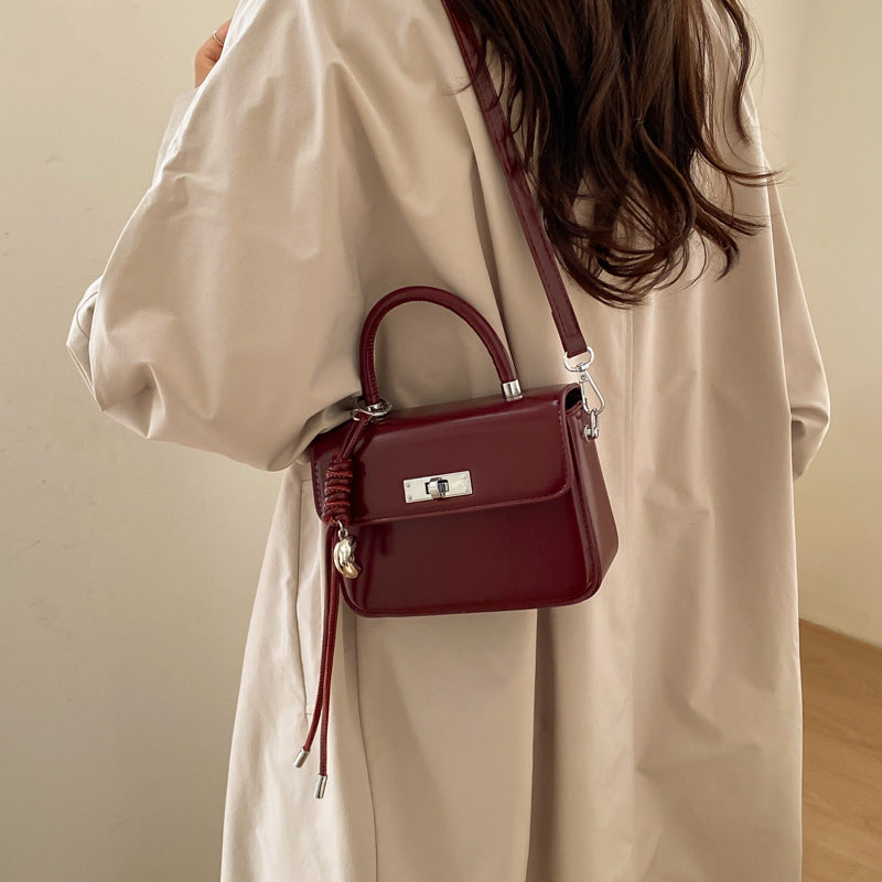 Women's Design Portable Pouch Spring Stylish Simple Women's Messenger Bag