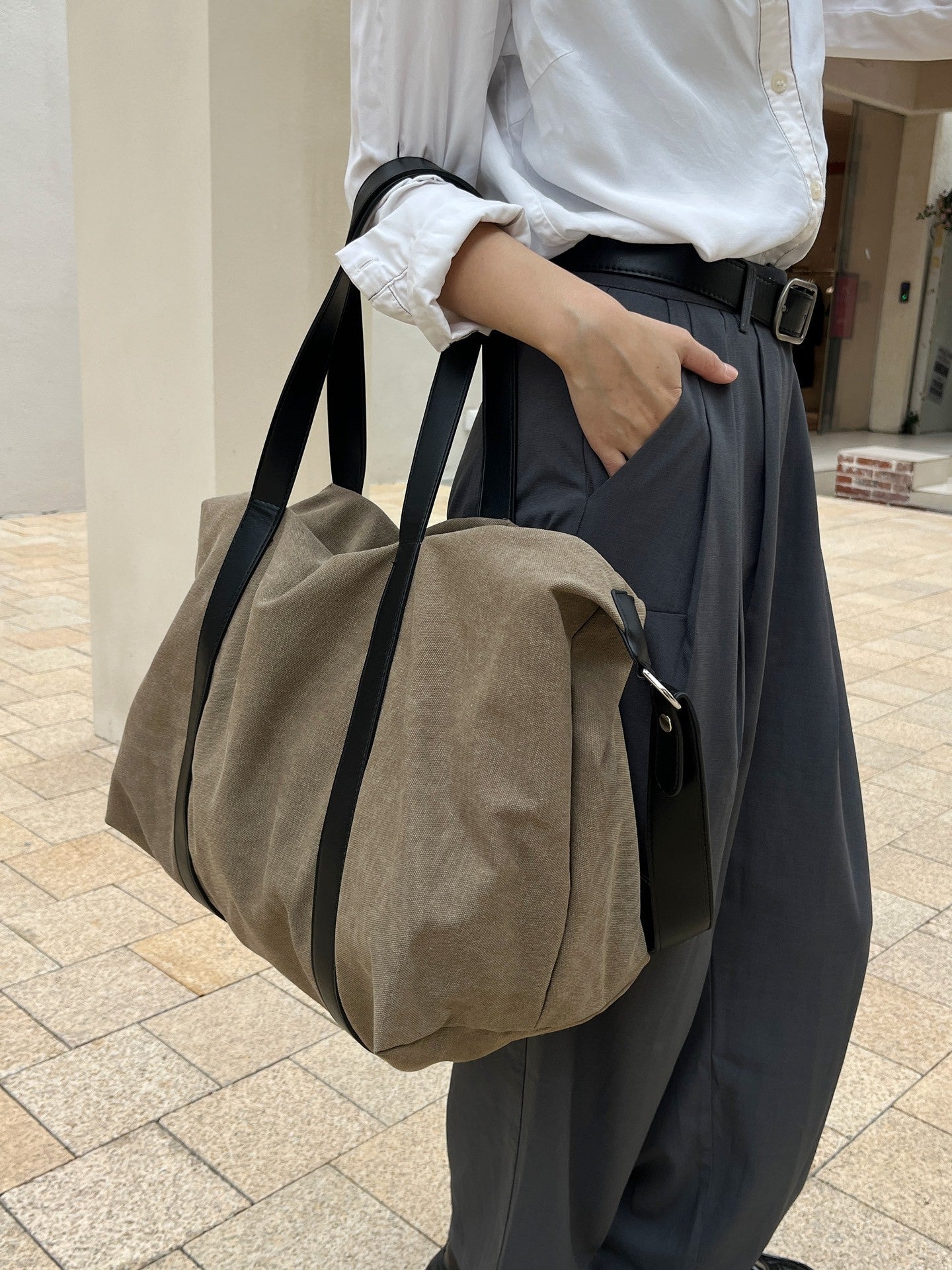 Lazy Portable Large Capacity Canvas Neutral Retro Women's Handbag