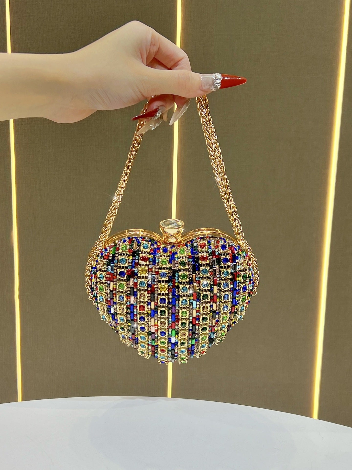 Fashion Rhinestone Chain Pouch Minority High Bags