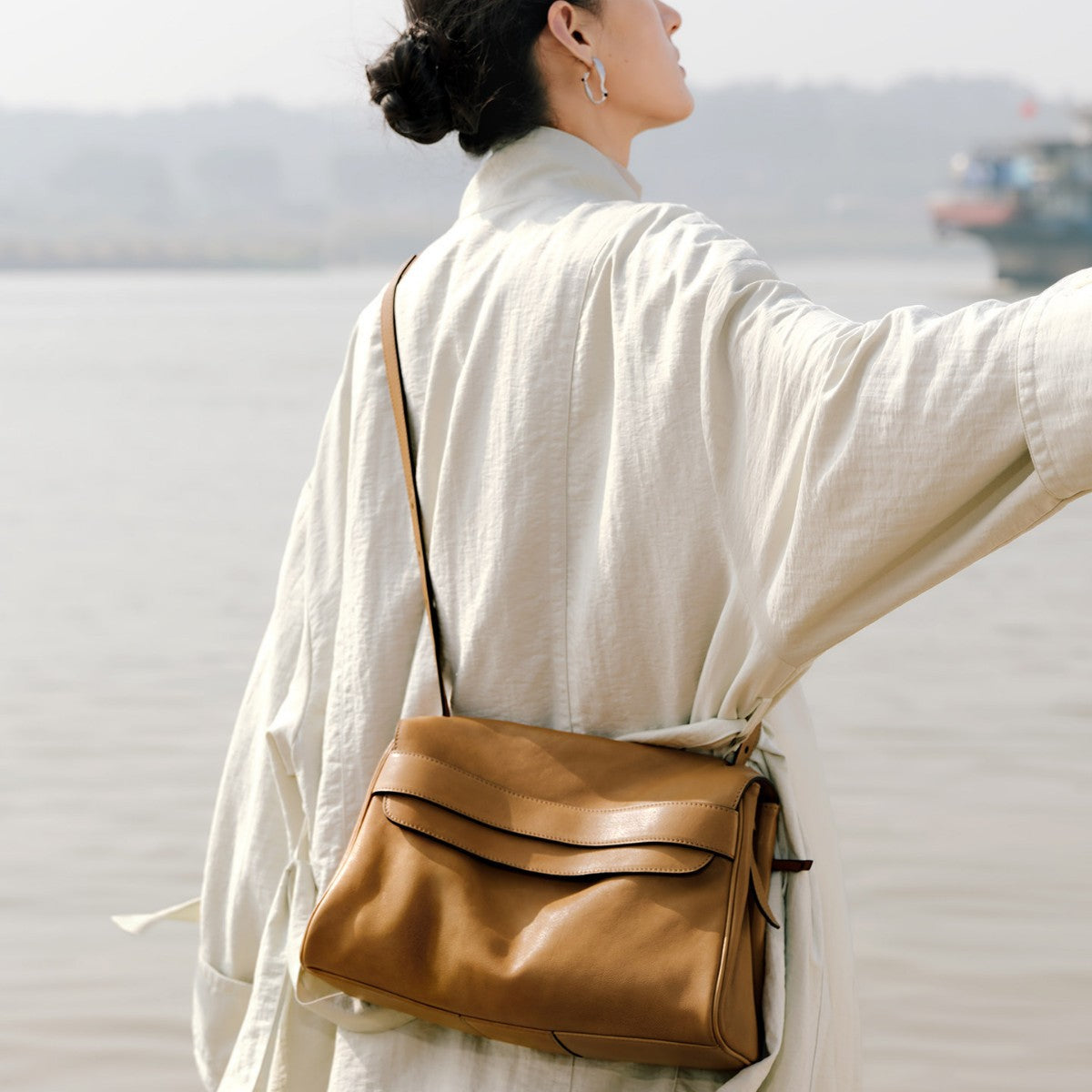 Women's Deer Vegetable Tanned Sheepskin Free Commuter Large Capacity Bags