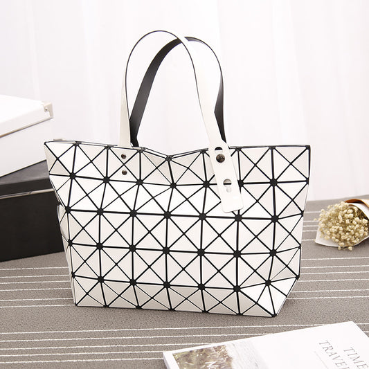 Women's Fashion Simple Single Rhombus Variety Geometric Women's Shoulder Bag