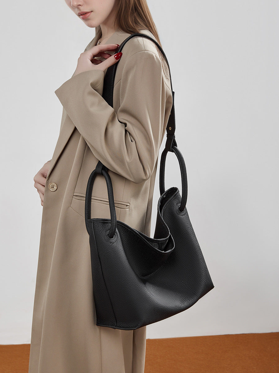 Women's First Layer Cowhide Minimalist Commuter Genuine Leather Portable Vegetable Women's Messenger Bag