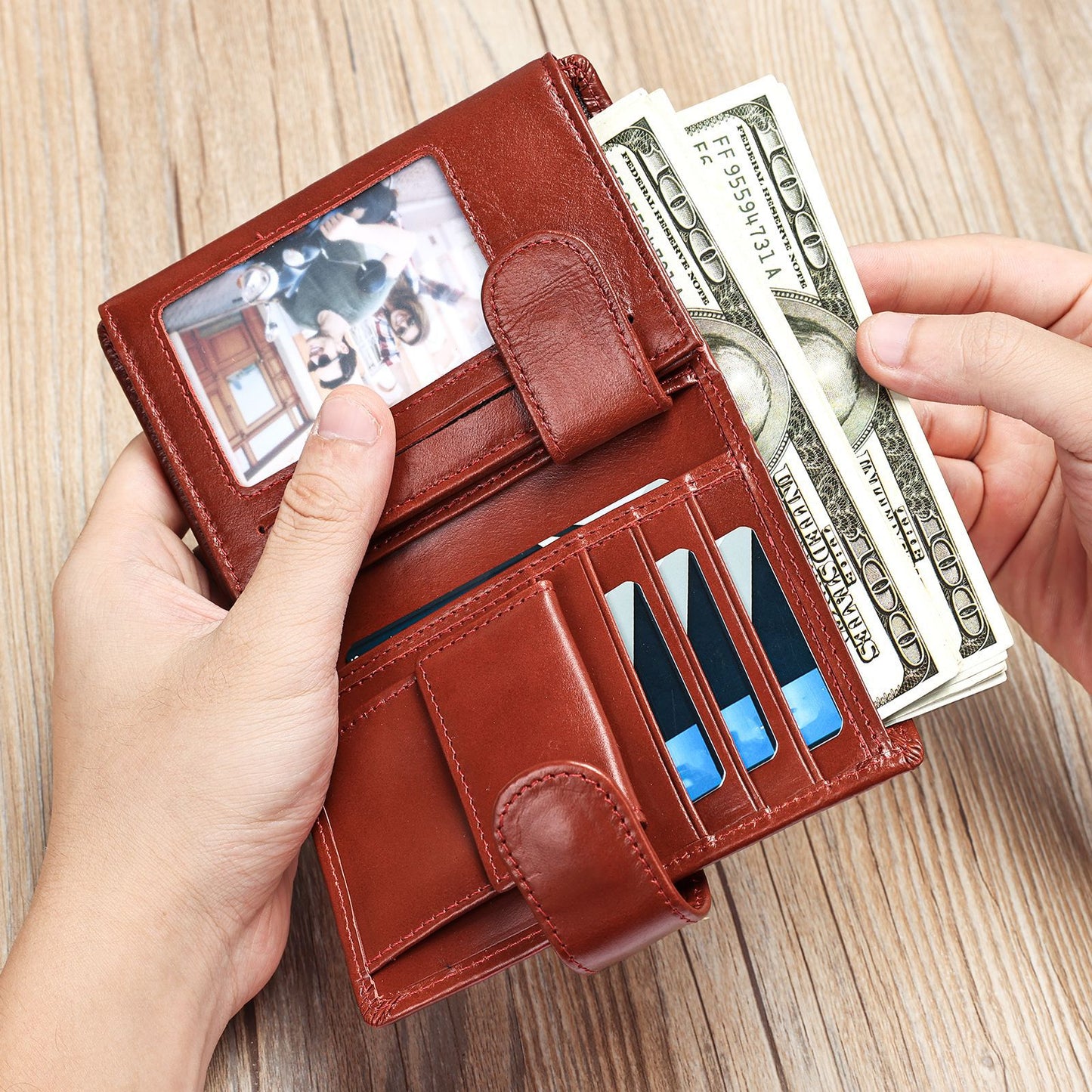 Men's Swiping Retro Large Capacity Leather Men's Wallet
