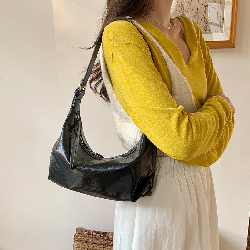 Women's High-grade Underarm Dumpling Korean Selenodont Oil Wax Leather Women's Messenger Bag