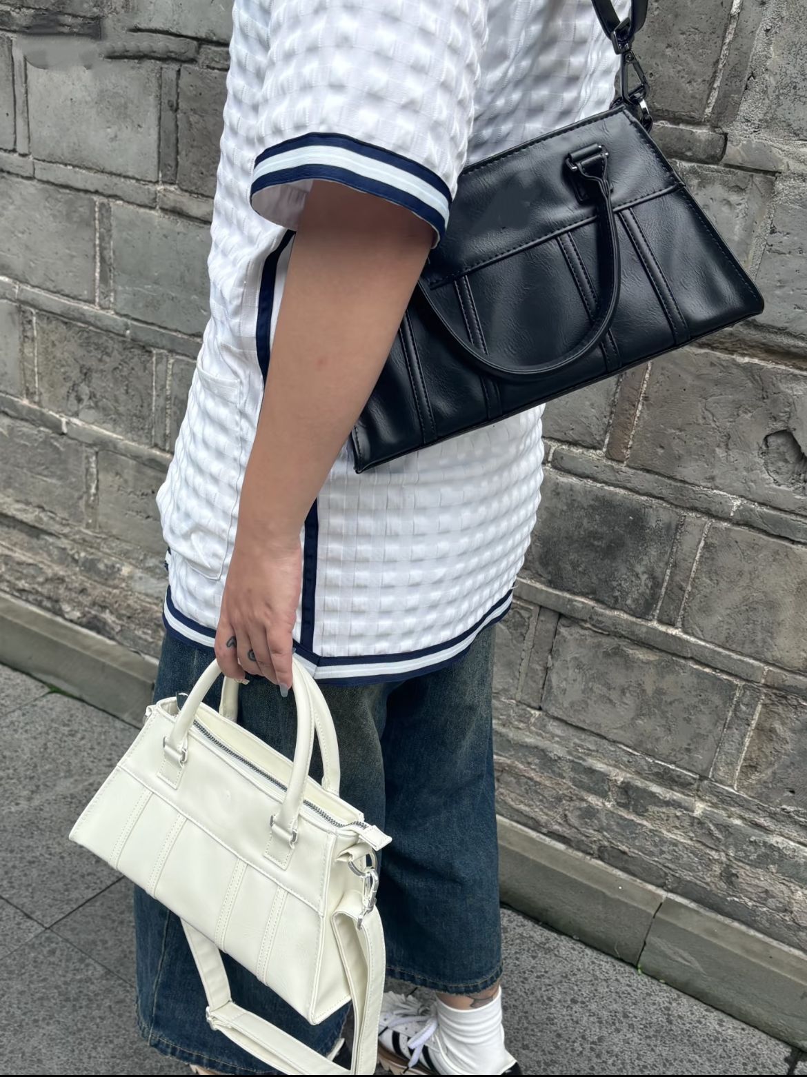 Women's Clover Retro Style Hourglass Hand Women's Handbag