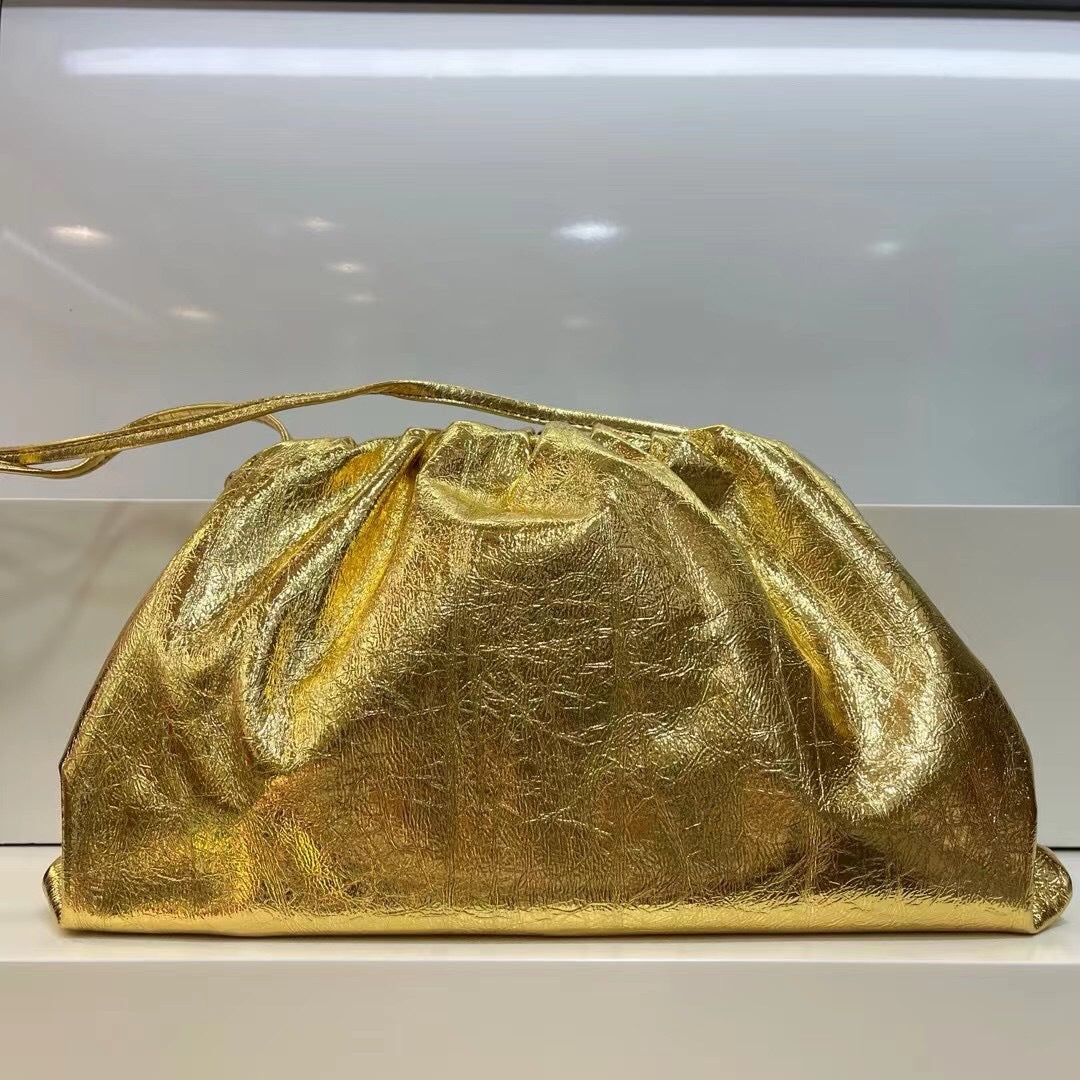 Women's Design Genuine Leather Dumpling Clutch Cowhide Bags