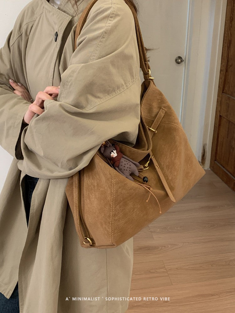 Women's Retro Fashion Spring Large Capacity Commuter Bags