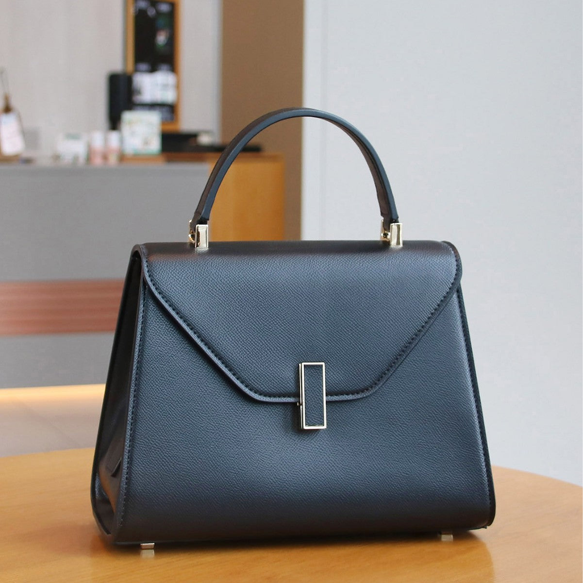 Lost Romance White High-grade Genuine Leather Bags
