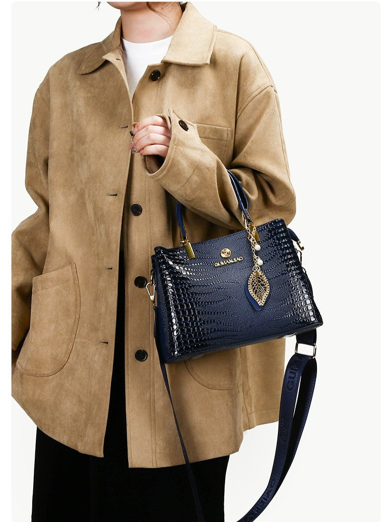Women's Hand High-grade Simple Fashion Large Capacity Bags