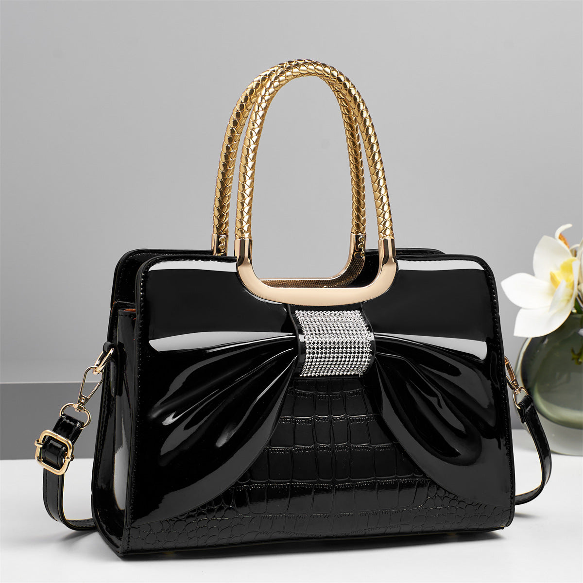 Bow Design Simple Sweet Fashion Commuter Women's Handbag