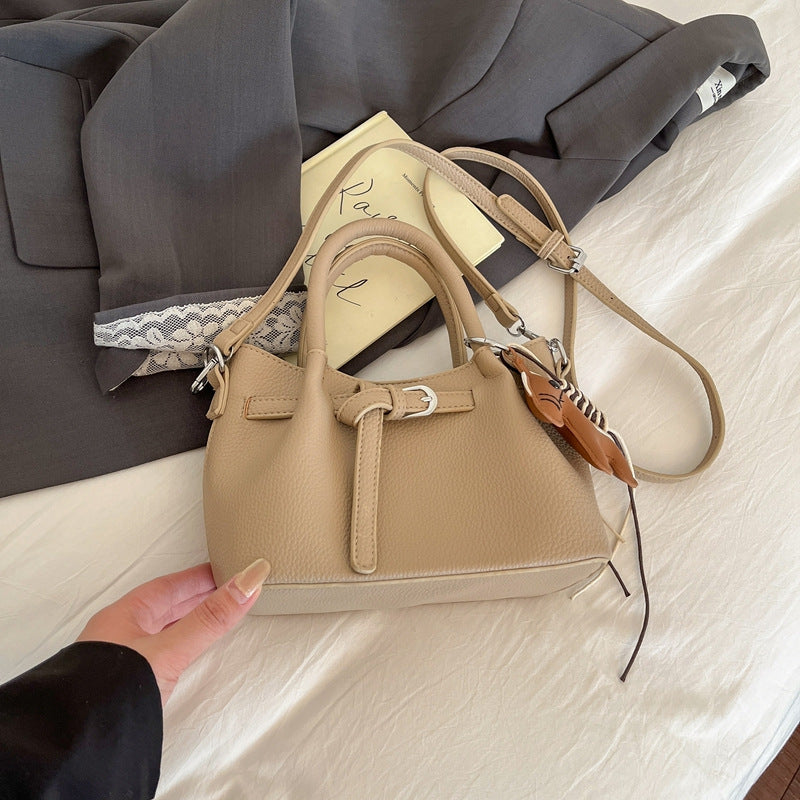 Women's Fashionable Hand Holding Spring Large Capacity Women's Shoulder Bag