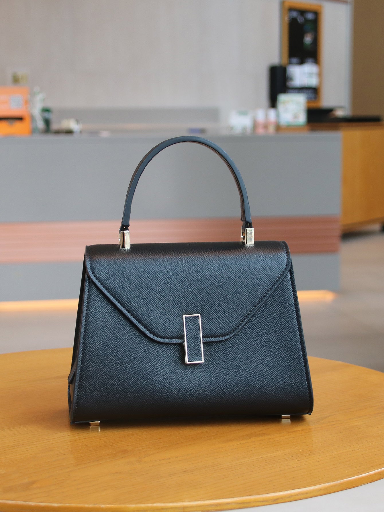 Lost Romance White High-grade Genuine Leather Bags