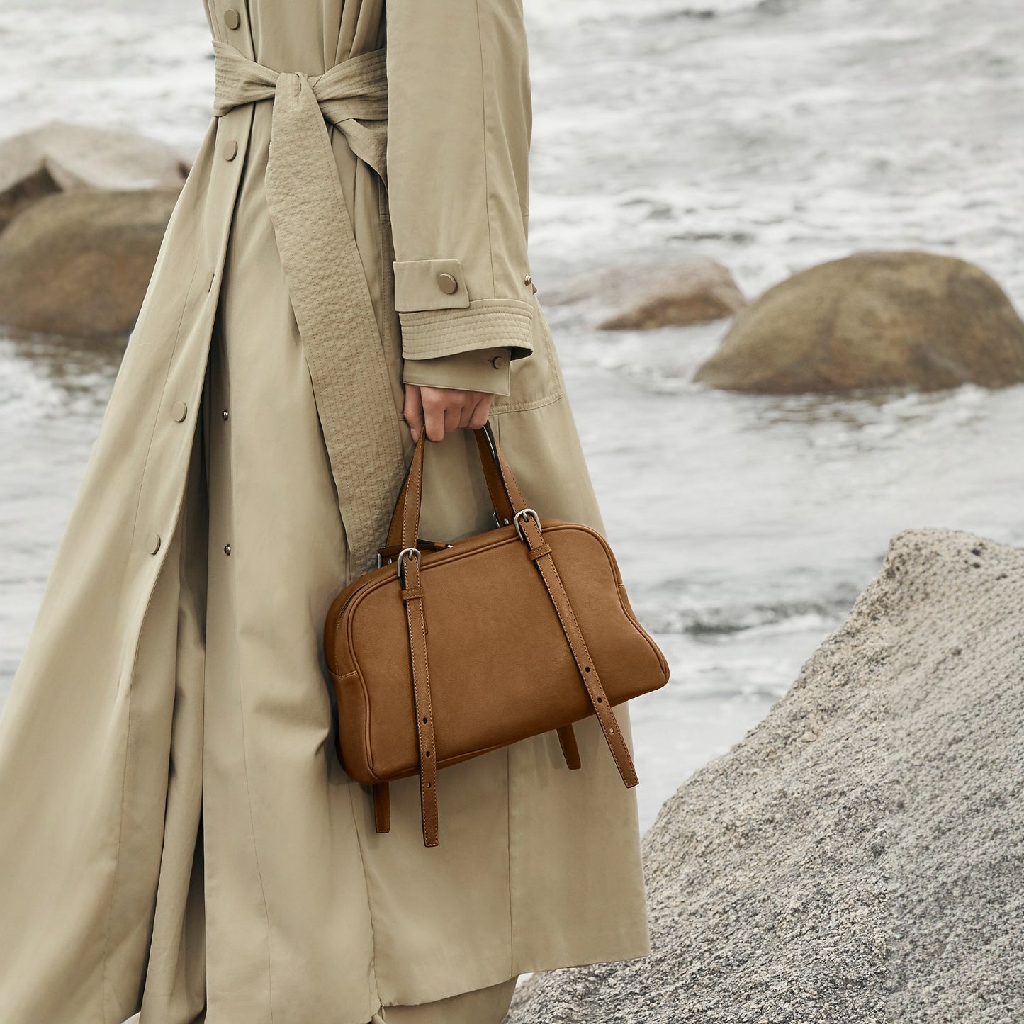 Women's Vegetable Tanned Leather Lambskin Bowling Retro Shoulder Bags
