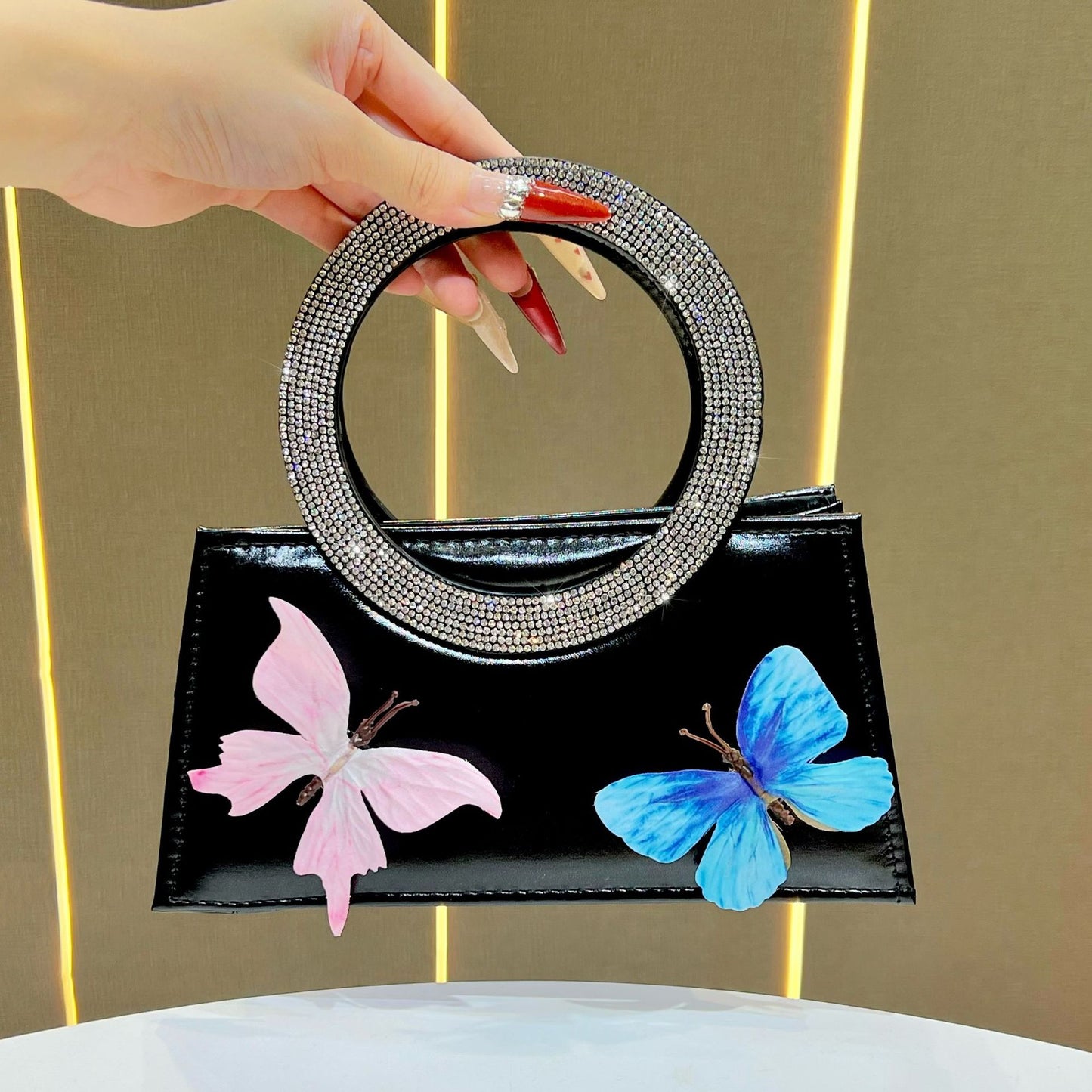 Niche Butterfly Fashionable High-grade Light Luxury Dinner Bag