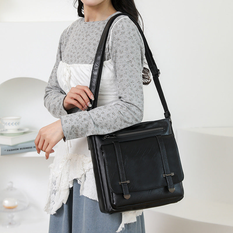 Women's Fashion Personality Large Capacity Commuter Textured Bags