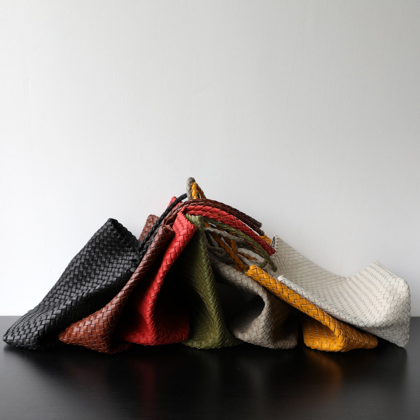 Large Capacity Woven First Layer Cowhide Bags