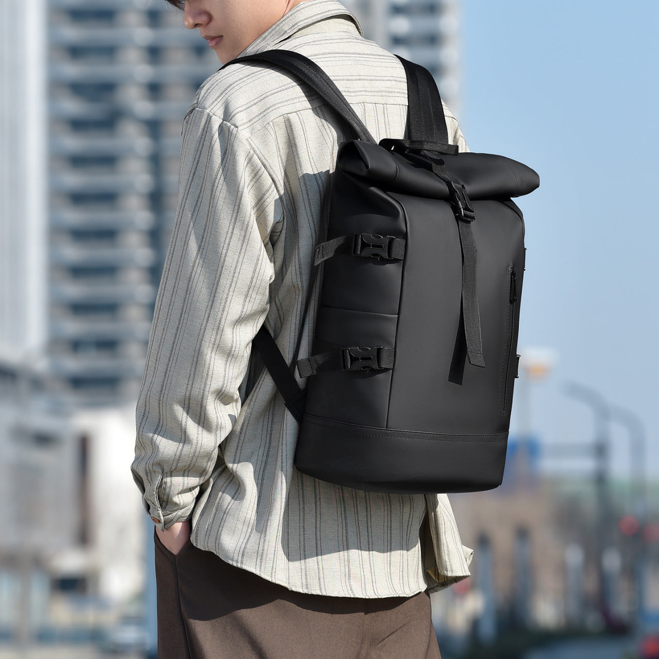 Men's Trendy Retro Large Capacity Fashion Commuter Leisure Backpack