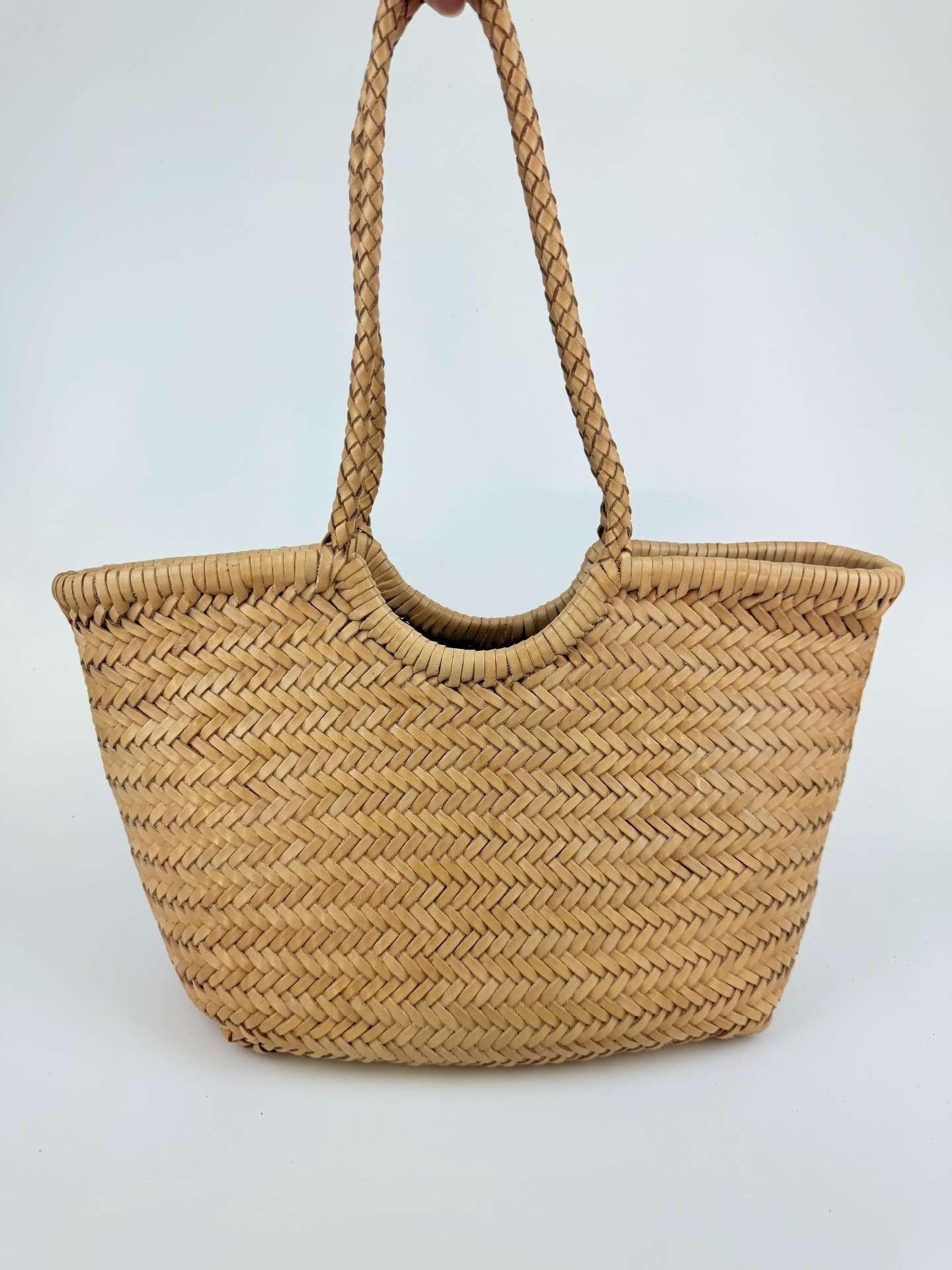 Women's First Layer Cowhide Curved Woven Genuine Leather French Vegetable Women's Shoulder Bag