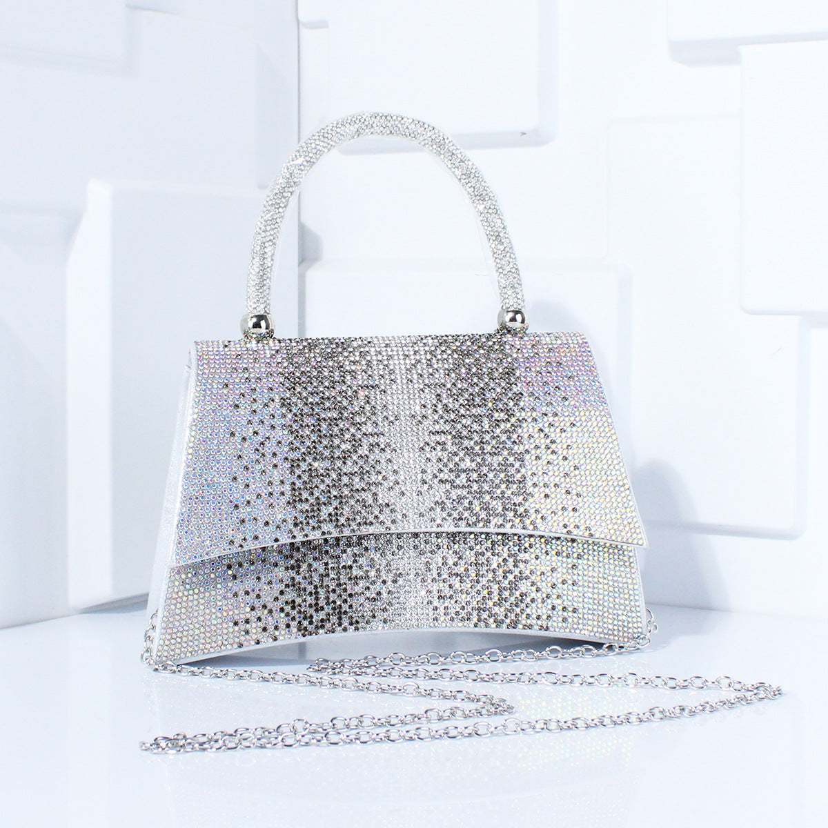 Women's Delicate Rhinestone Gradient Color Chain Banquet Dinner Bag
