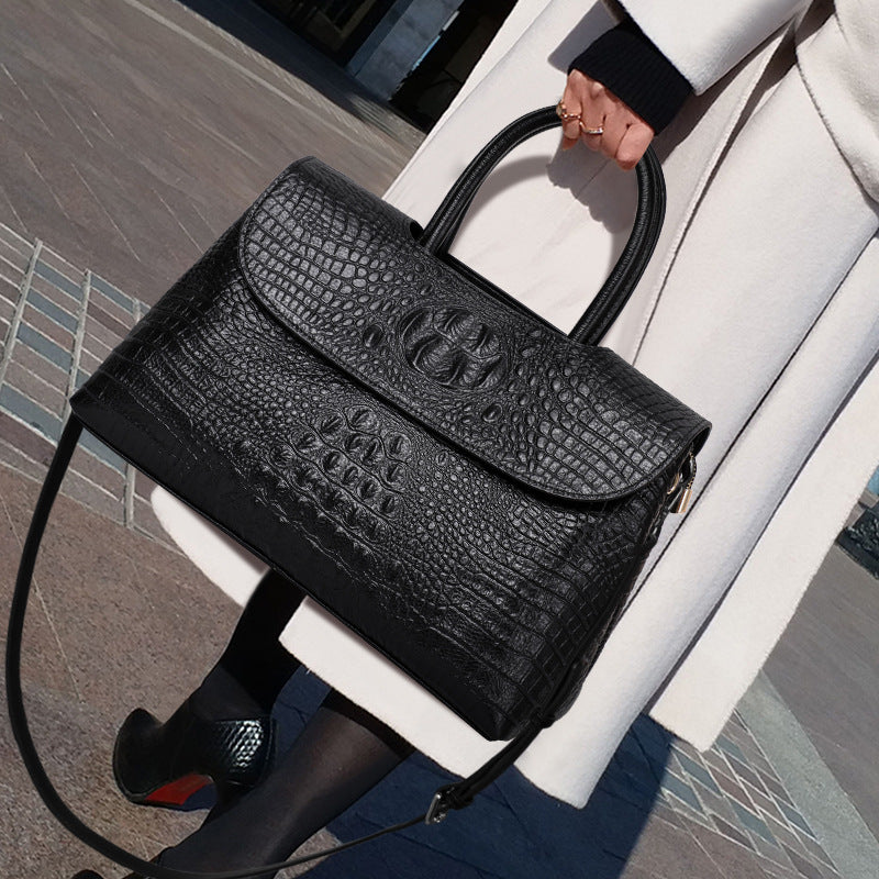 Women's First Layer Cowhide Crocodile Pattern Portable Black Women's Handbag