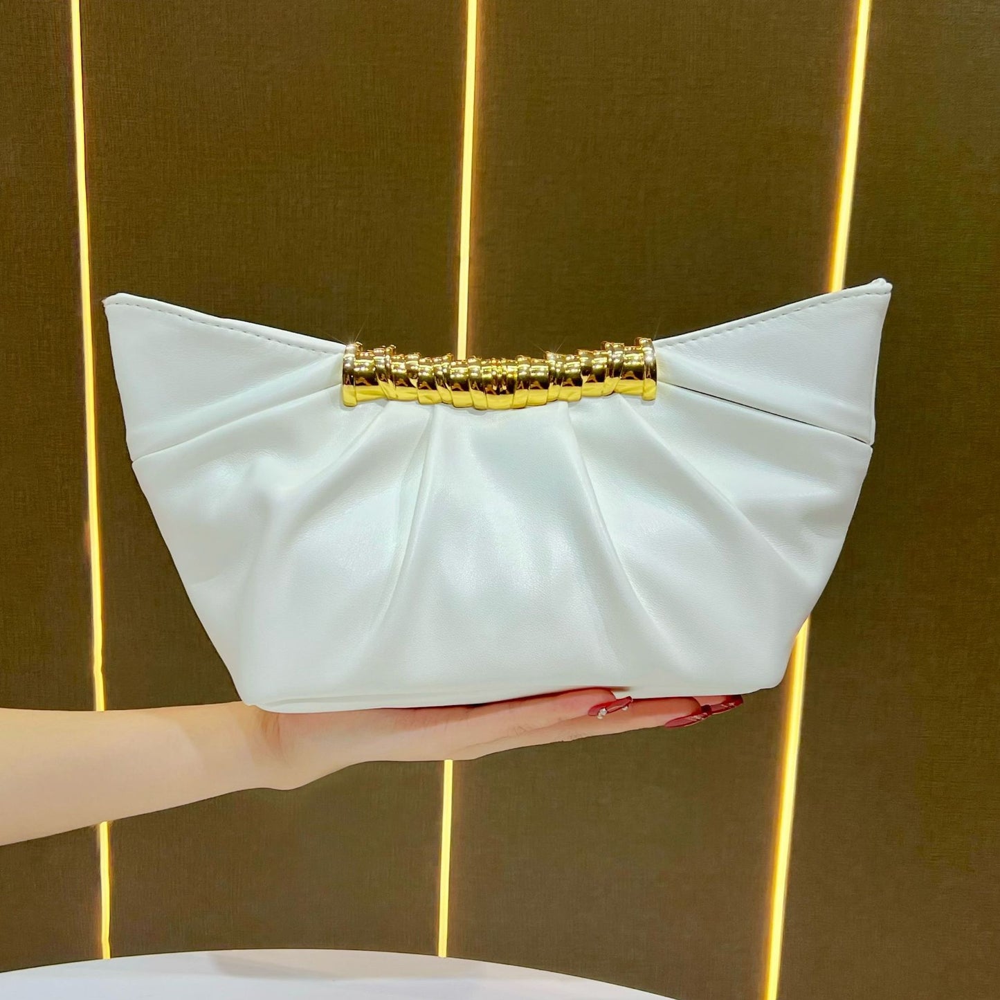 Durable Clutch Simple Classy Pearl Banquet Dinner Bag