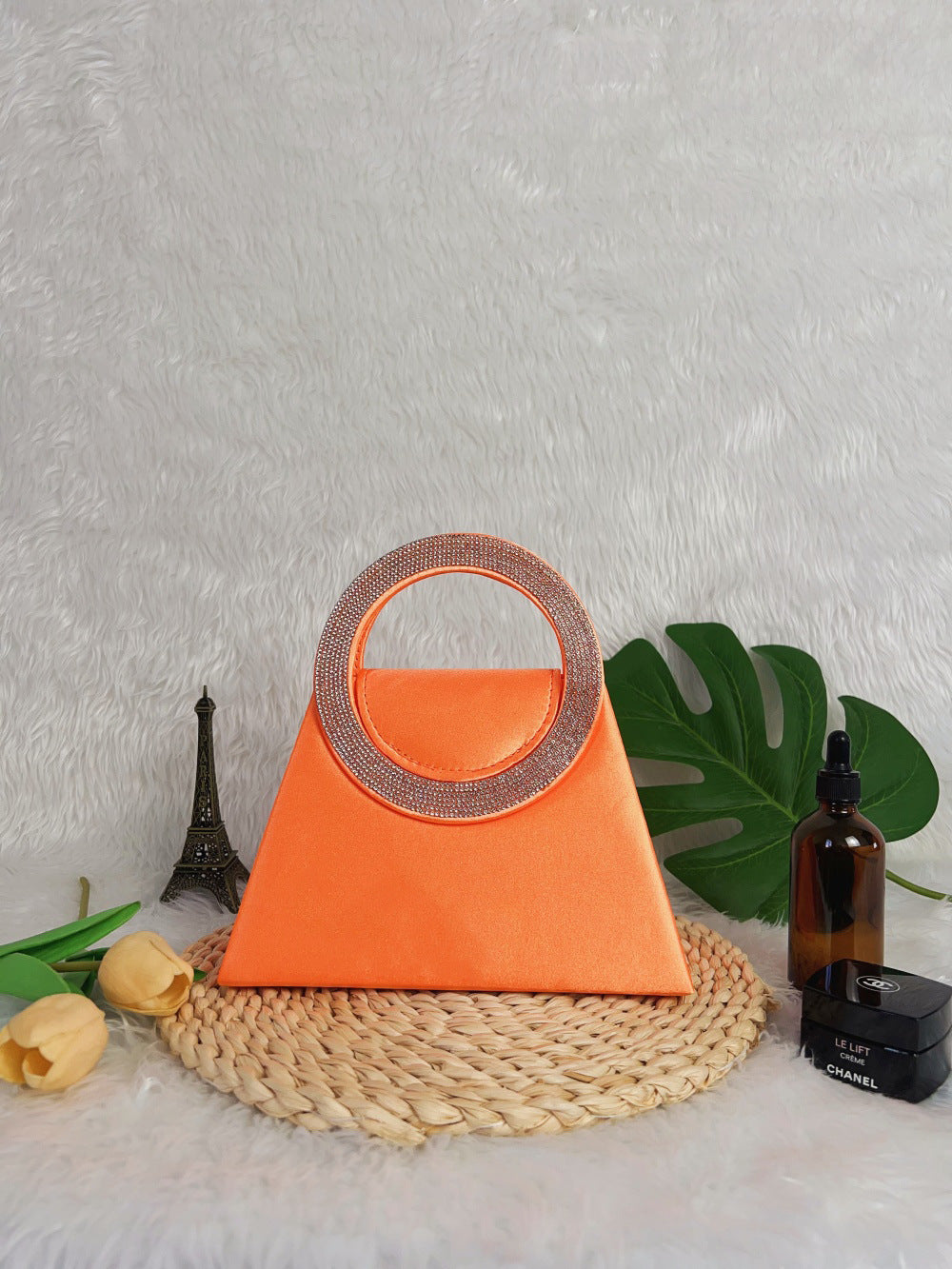 Round Water Diamond Banquet Silk Satin Trapezoidal Hand Dinner Bag
