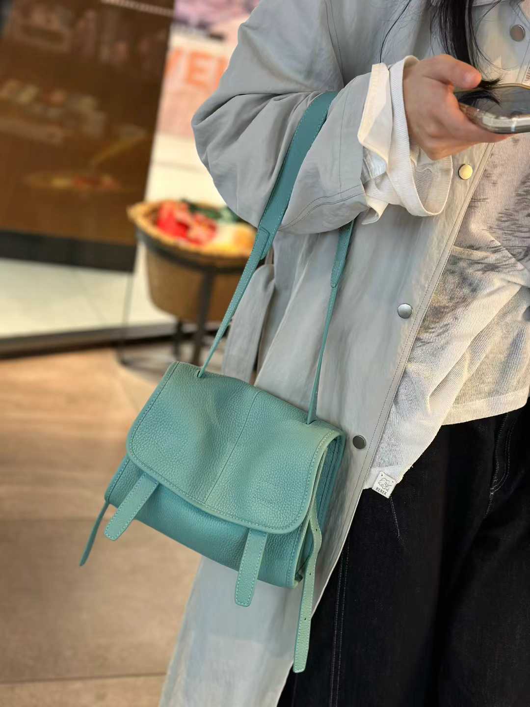 Women's Retro Flip Minimalist Underarm Commuter Women's Shoulder Bag