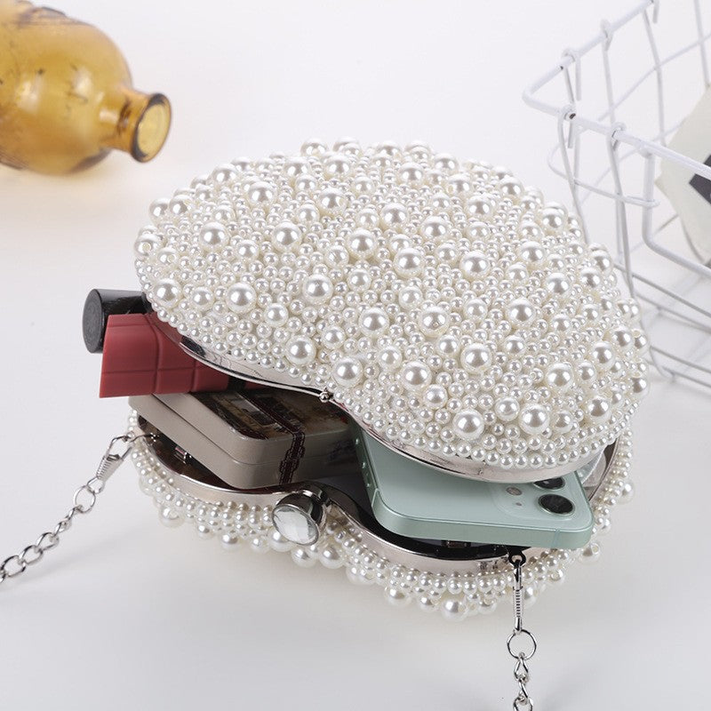Women's Pearl Style Heart-shaped Fashion Clutch Single Dinner Bag