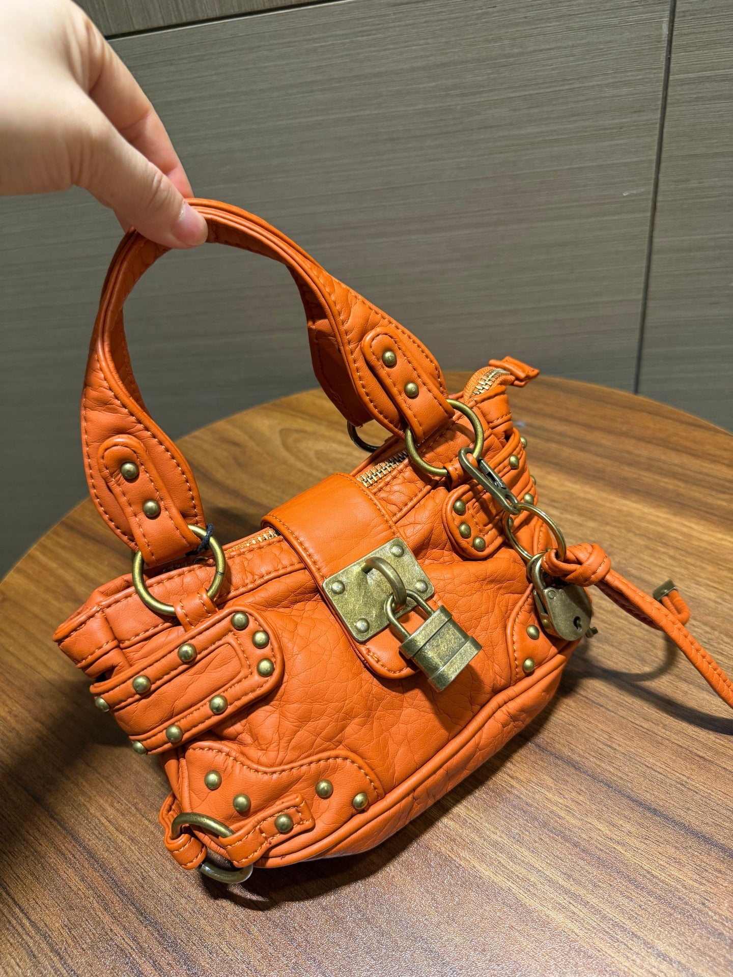Female Design Ancient Motorcycle Hot Bum Women's Messenger Bag