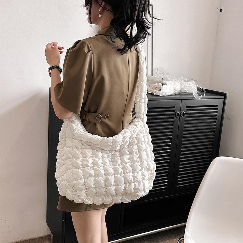 Women's Portable Dumpling Large Capacity Down Cotton Women's Shoulder Bag