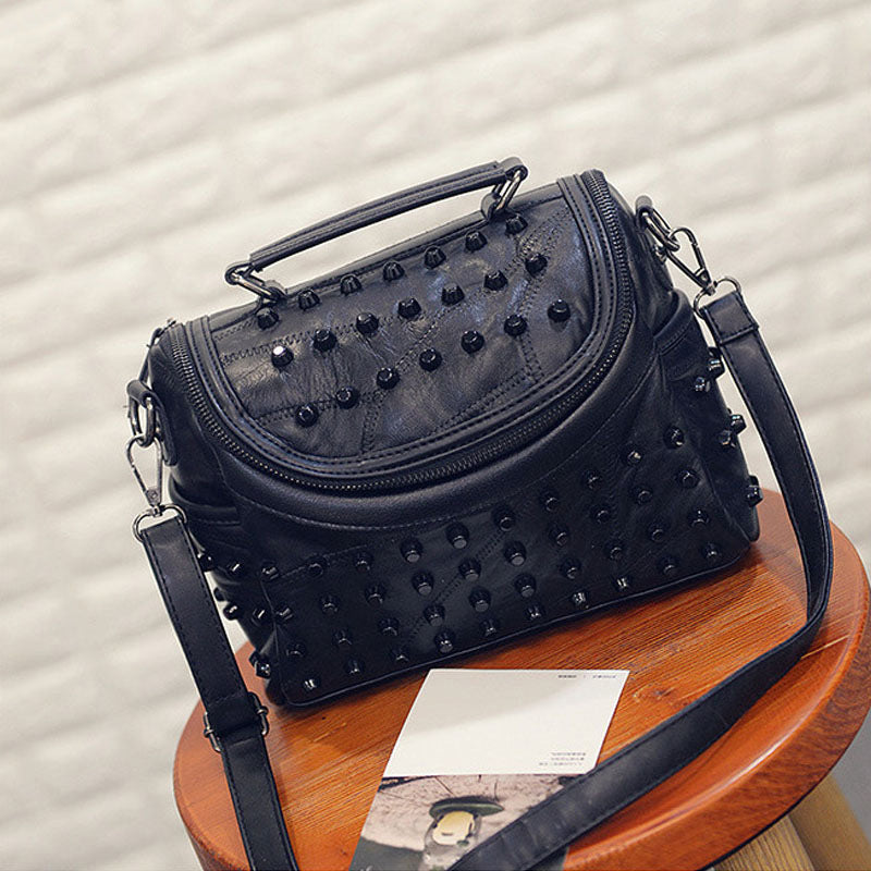 Women's Sheepskin Trendy Rivet Korean Style Soft Leather Women's Shoulder Bag