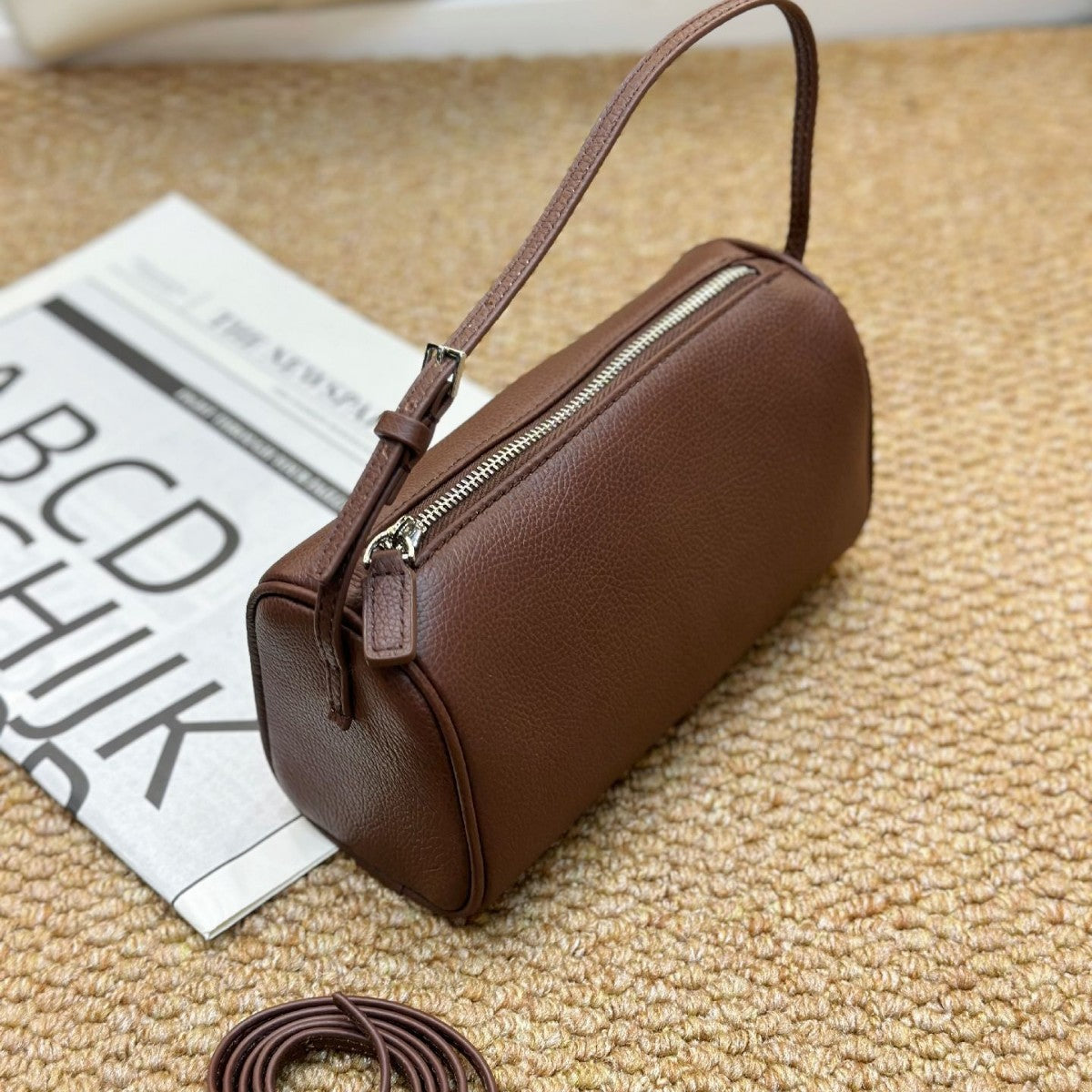 Niche Leather Mini Pen Daily Commute Hand Women's Handbag