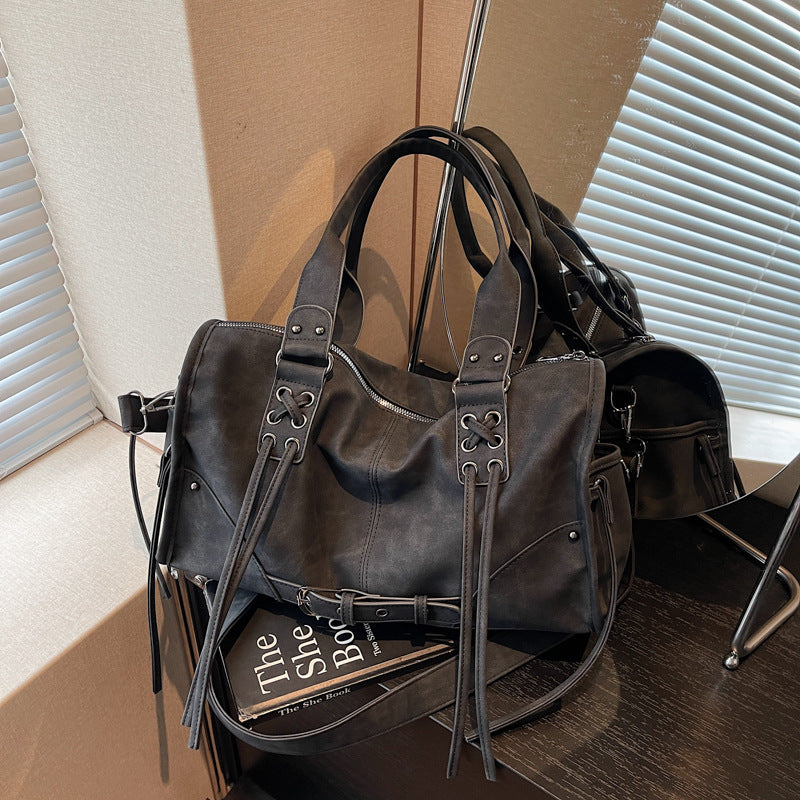 Niche Cool Large Capacity Retro Idle Underarm Bag