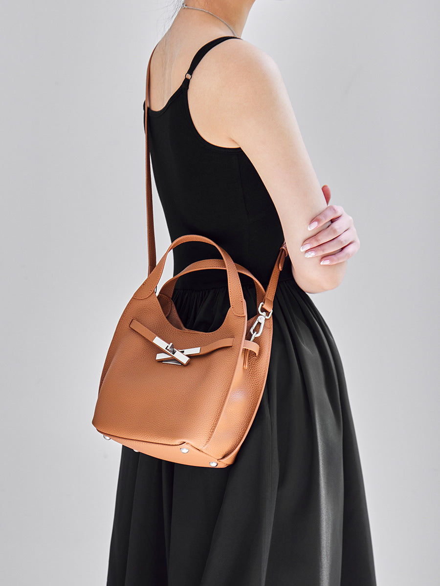 Women's Leather Pattern Cowhide Vegetable Basket Underarm Commuting Bags