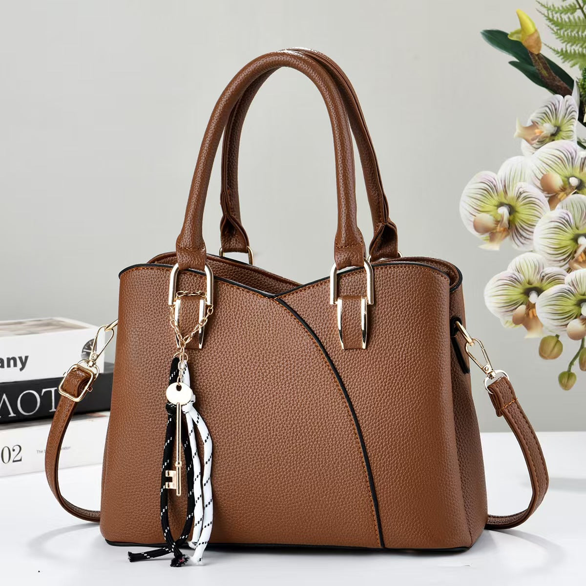 Stylish Women's Trendy Unique Commuter High-grade Women's Shoulder Bag