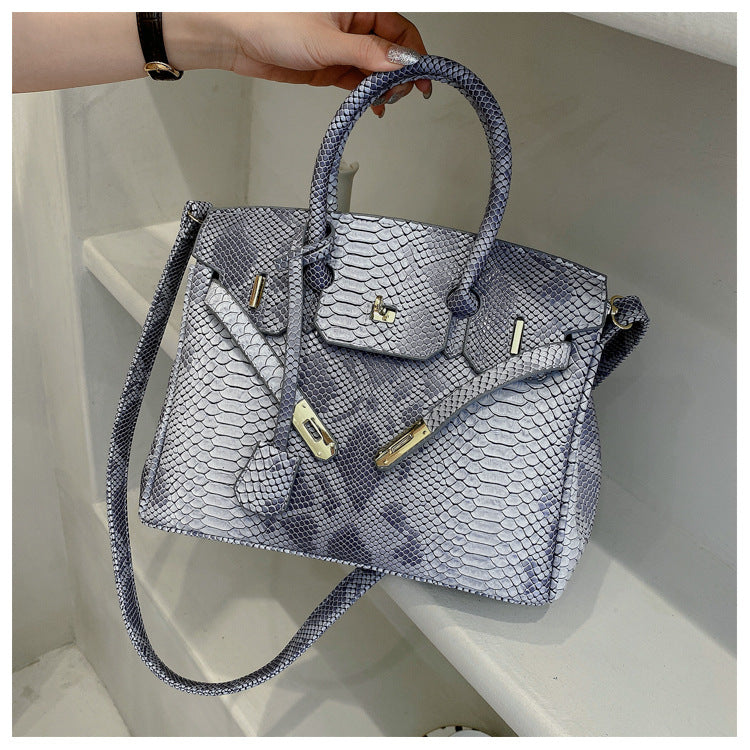 Women's Affordable Luxury Fashion High-grade Underarm Large Capacity Women's Shoulder Bag