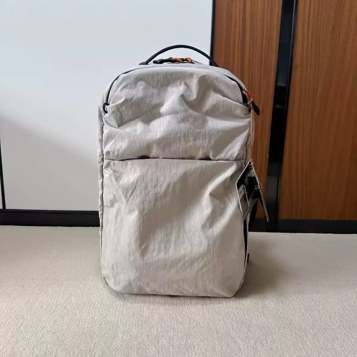 Men's Waterproof Large Capacity Business Exercise Lightweight Leisure Backpack